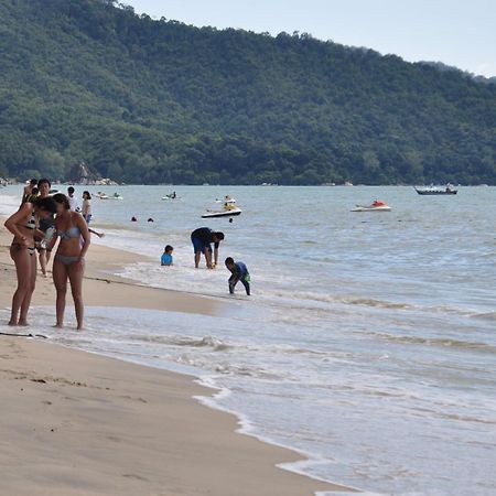 Aloka Seaview Apartment Batu Feringgi Bagian luar foto