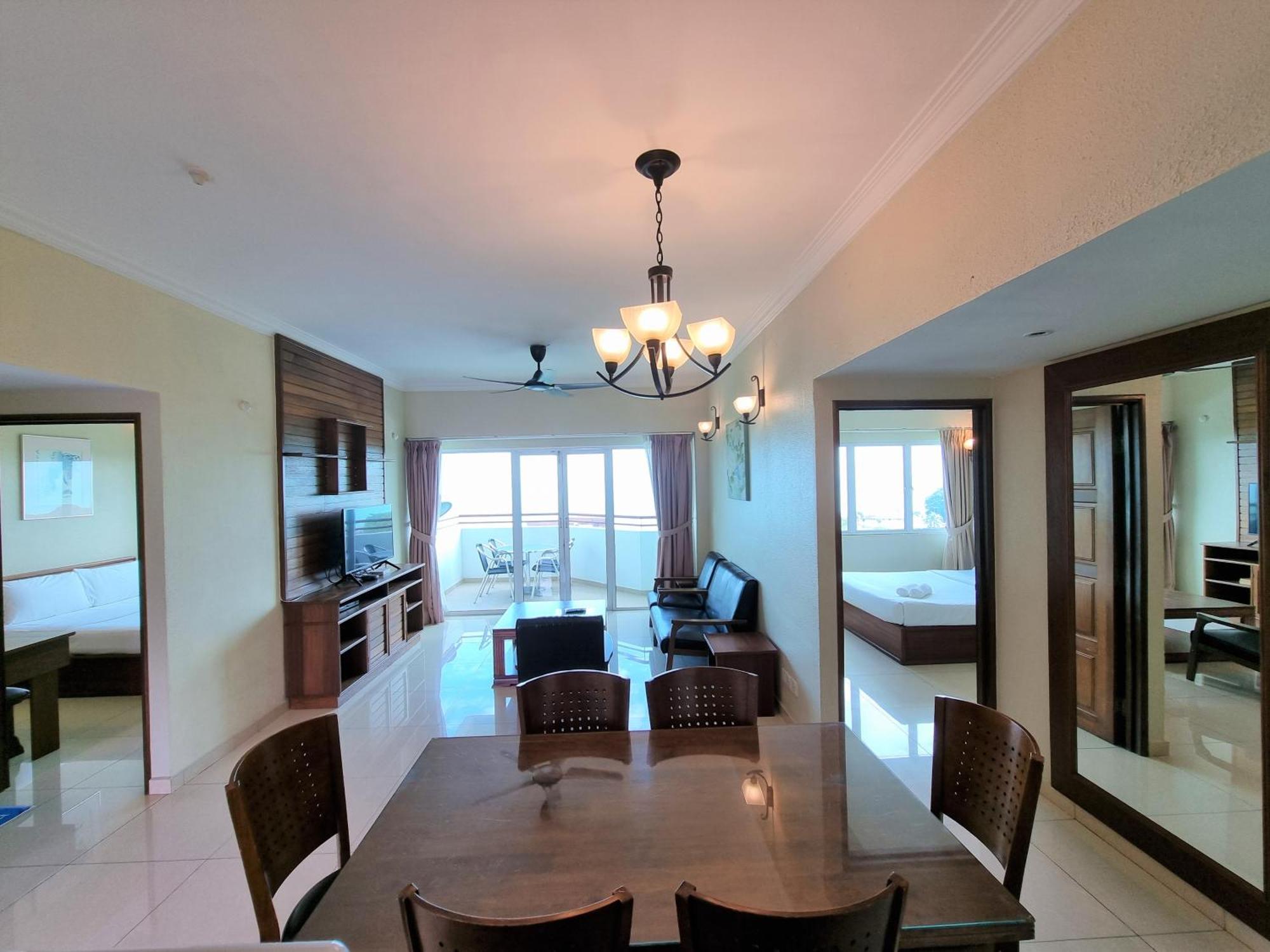 Aloka Seaview Apartment Batu Feringgi Bagian luar foto