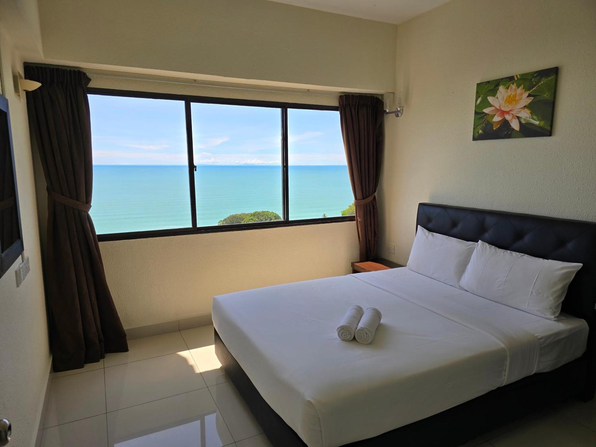 Aloka Seaview Apartment Batu Feringgi Bagian luar foto