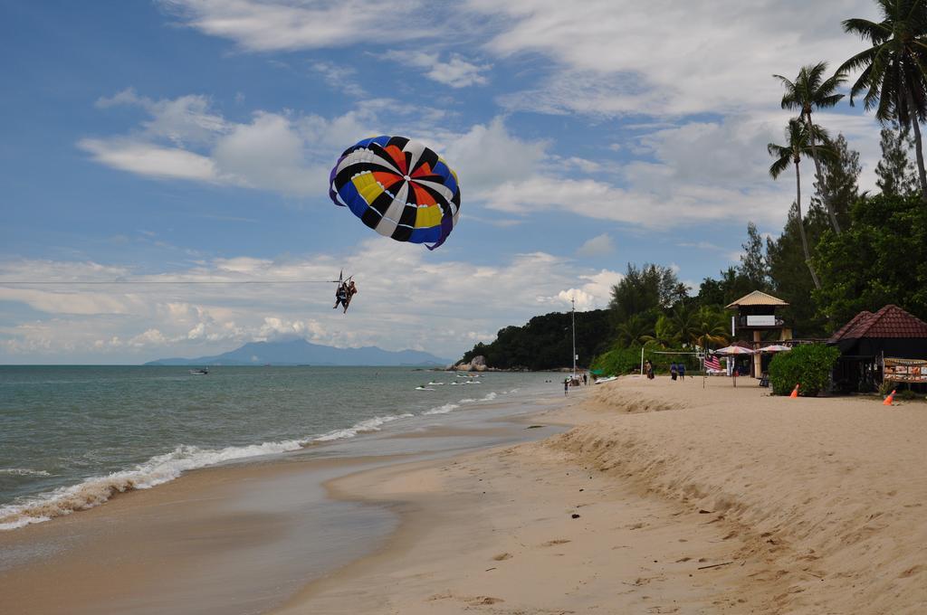 Aloka Seaview Apartment Batu Feringgi Bagian luar foto