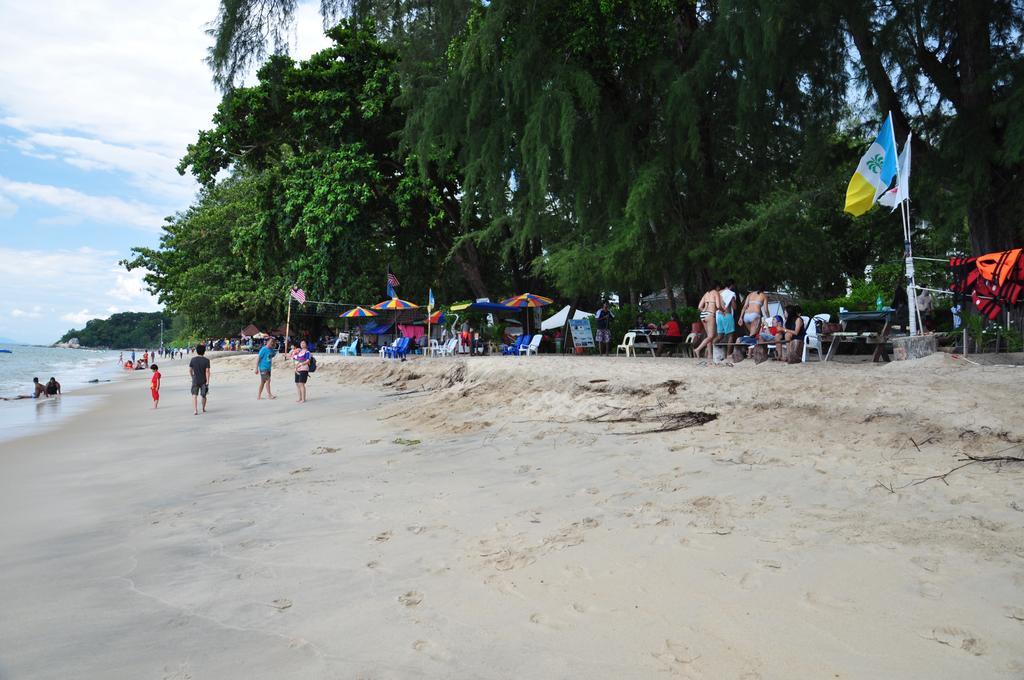 Aloka Seaview Apartment Batu Feringgi Bagian luar foto